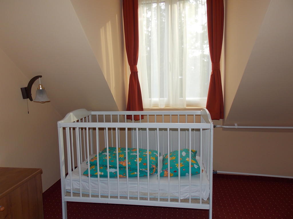 Hotel Family Balatonfoldvar Bagian luar foto